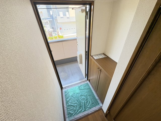 ＡＫマンションの玄関