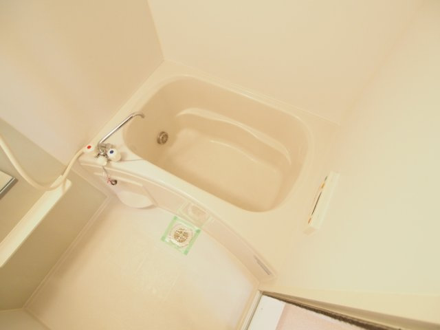 ファミーユ　Ｍ　Ｃの浴室|きれいなお風呂です