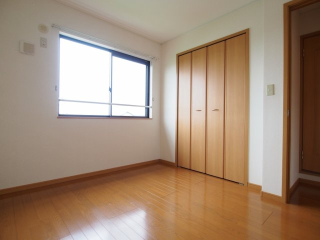 ファミーユ　Ｍ　Ｃの内装|明るい室内です