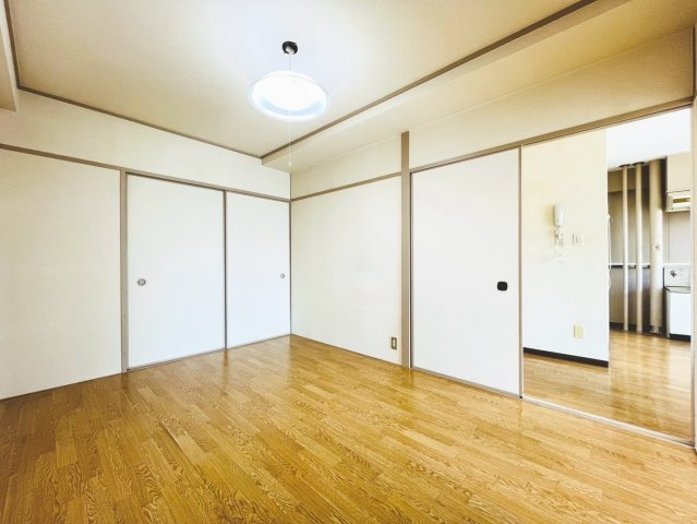 【洋室】 | 豊平アシュウ