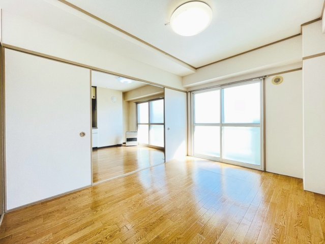 【洋室】 | 豊平アシュウ