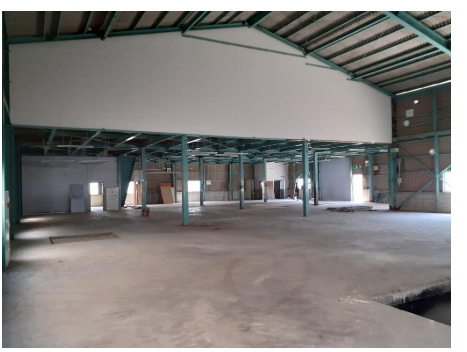 盛尾倉庫の内装