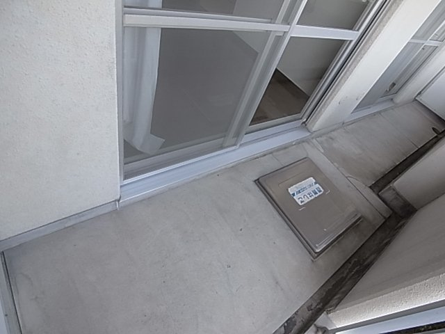 神戸市須磨区南落合１丁目の賃貸マンションのバルコニー