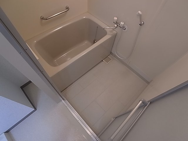 神戸市須磨区南落合１丁目の賃貸マンションの浴室