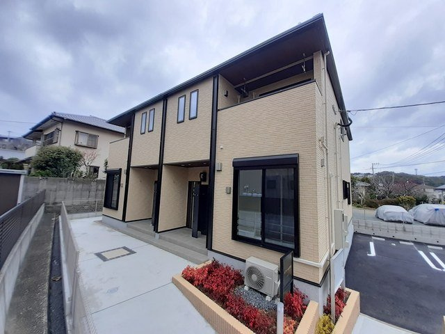 ゼフィール岡垣の外観|きれいな外観です