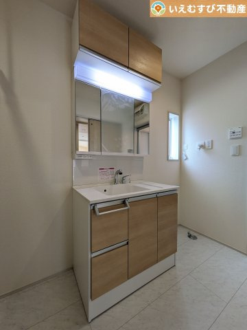 BLOOMING GARDEN　行田市棚田町3丁目の独立洗面台