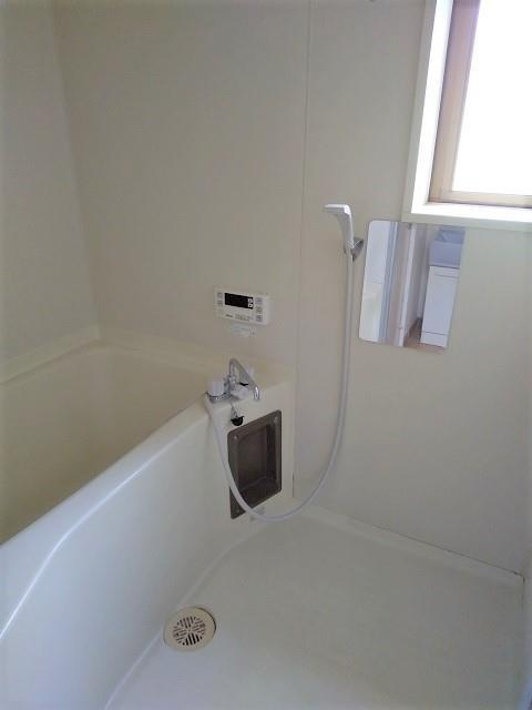 コートアベニューAの浴室