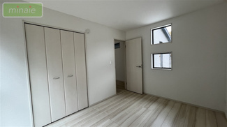 【洋室】 | 保育園6分　幼稚園並列3台駐車　パントリー付き　限定2区画　2号棟 | 同建築会社施工例