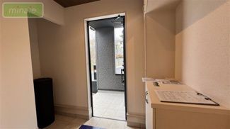 【玄関】 | 保育園6分　幼稚園並列3台駐車　パントリー付き　限定2区画　2号棟