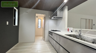 【その他】 | 保育園6分　幼稚園並列3台駐車　パントリー付き　限定2区画　2号棟 | 同建築会社施工例