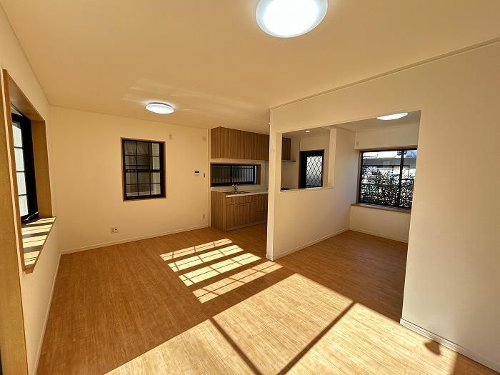 東村山市恩多町１丁目の中古一戸建の居間・リビング