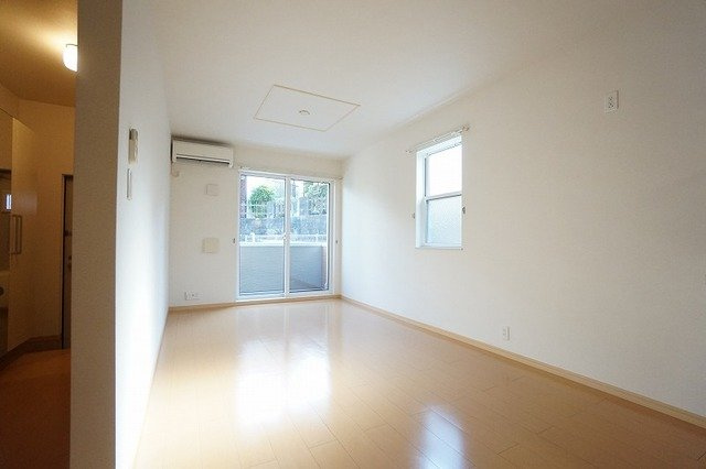 グリーンハウスの居間・リビング|ゆったり過ごせるリビングです