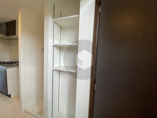 Luxe布施南2の収納