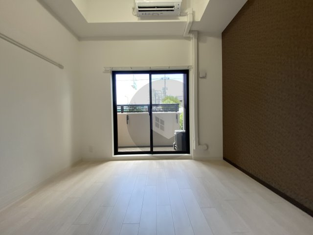 Luxe布施南2の居間・リビング