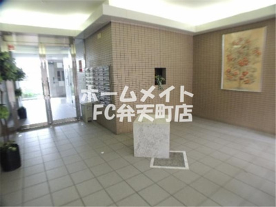 【ロビー】 | グレース九条 | ゆとりのあるロビーです