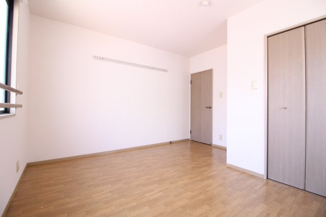 クレールプラザ立花Ｄ棟の子供部屋