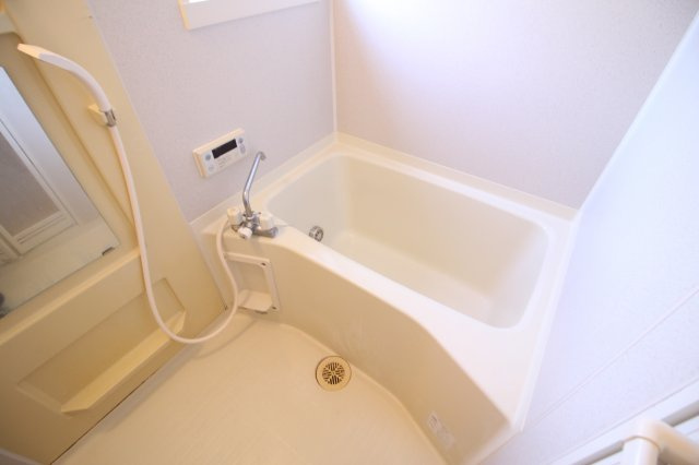 クレールプラザ立花Ｄ棟の浴室