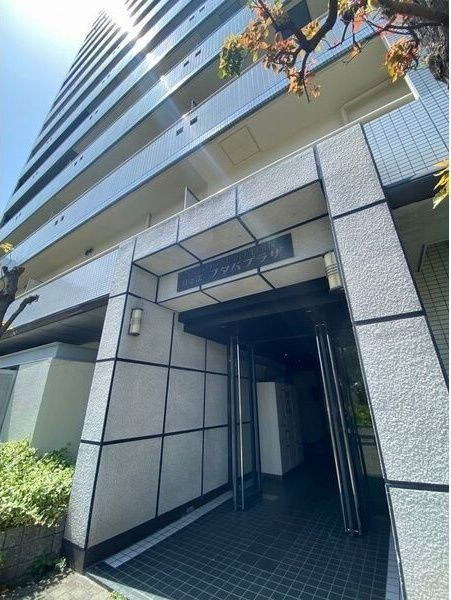 フェルザ住之江公園(旧:住之江フタバビル)のエントランス