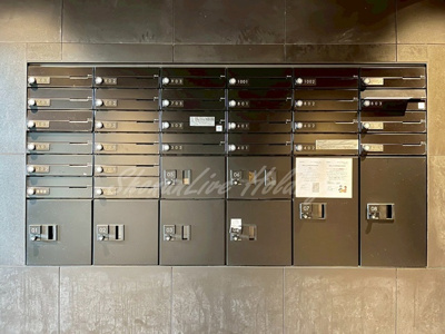 【その他共用部分】 | グランリーヴェル横濱南ADELE | 宅配ボックスございます♪