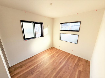 【洋室】 | 【仲介手数料４７０万円が無料！！】■５ＬＤＫ＋車庫２台■ウルトラマン商店街を抜けた住宅街