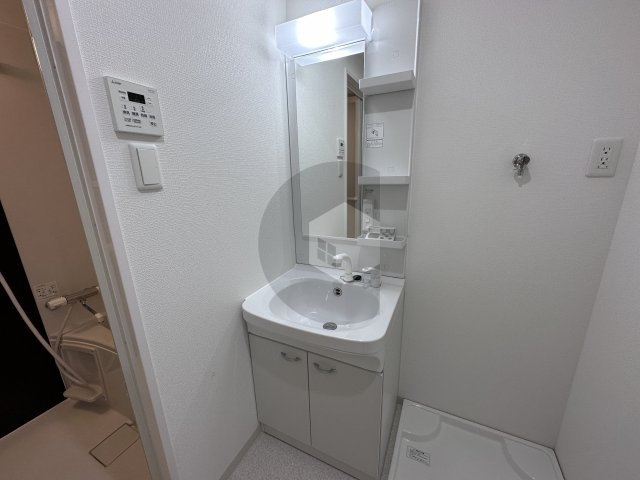 Answer Tomoiの独立洗面台