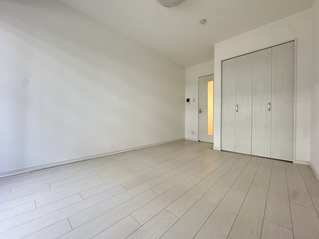 グリッター沢ノ町の居間・リビング