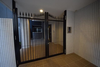 【ロビー】 | b CASA Tokyo Kikukawa（ビーカーサ東京菊川）