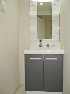 【洗面所】 | b CASA Tokyo Kikukawa（ビーカーサ東京菊川）