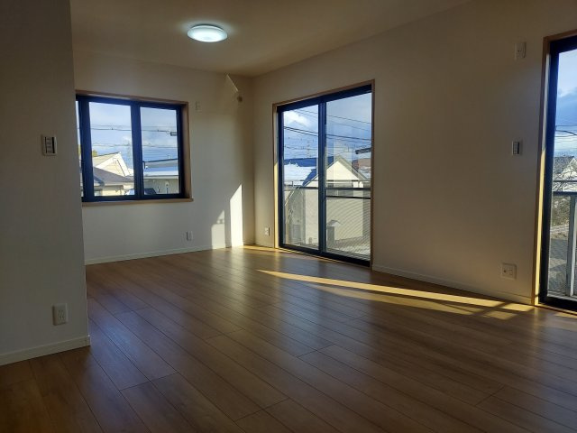 宝塚市売布1丁目一戸建の洋室|2階洋室約10帖