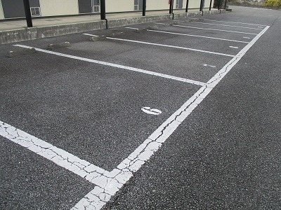 【駐車場】 | レオパレス金堀台Ⅰ | 画像9