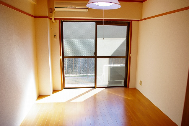 シャトレ信楽の寝室