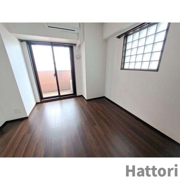 スプランディッド新大阪キャトルの居間・リビング