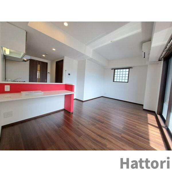 スプランディッド新大阪キャトルの居間・リビング