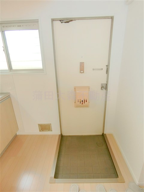 和光ハイツの玄関