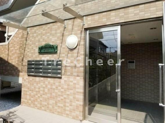 第11秋葉ビルのエントランス