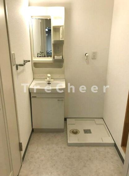 第11秋葉ビルの洗面所