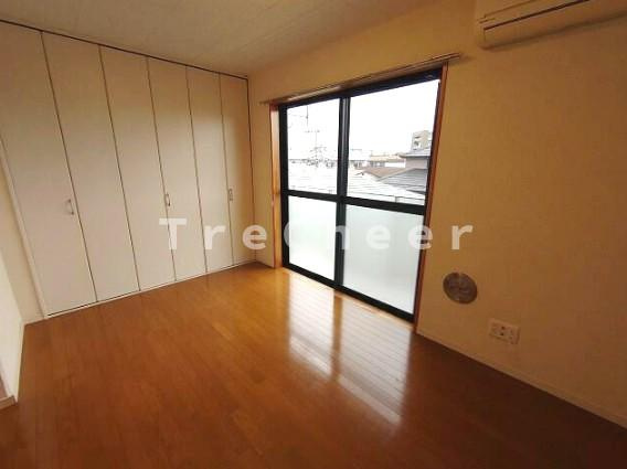 第11秋葉ビルの寝室