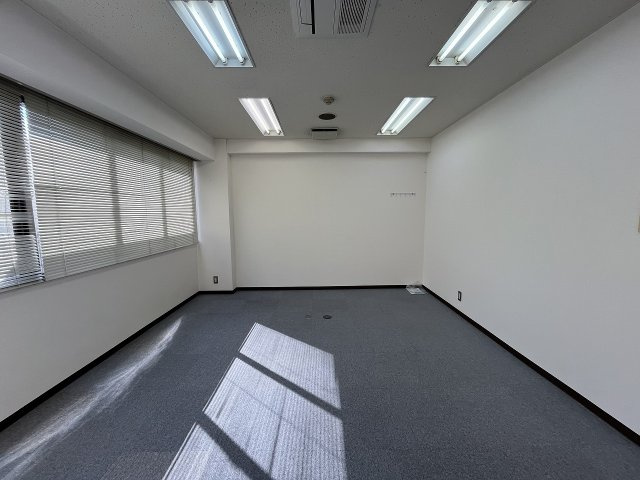 大阪市浪速区難波中１丁目の店舗事務所の内装