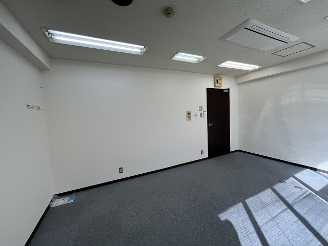 大阪市浪速区難波中１丁目の店舗事務所の内装