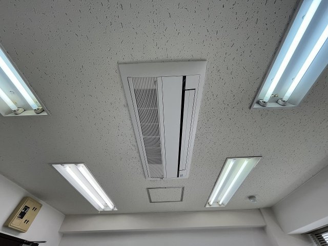 大阪市浪速区難波中１丁目の店舗事務所の内装