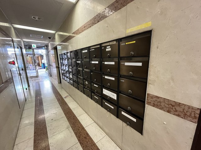 大阪市浪速区難波中１丁目の店舗事務所のその他共用部分