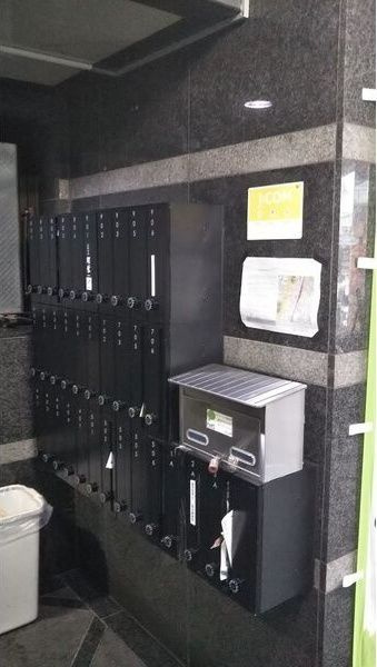 ノアーズアーク桃谷21のエントランス