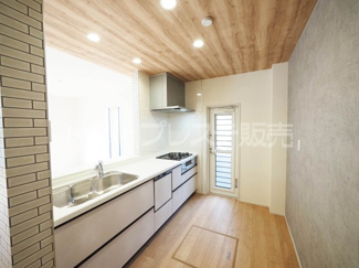 【キッチン】 | 現地写真（２号地キッチン）人気の対面キッチン♪食器洗い乾燥機＆浄水器を標準装備！