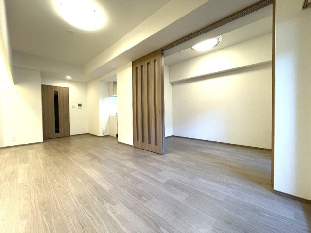 階数によりカラーが変わります