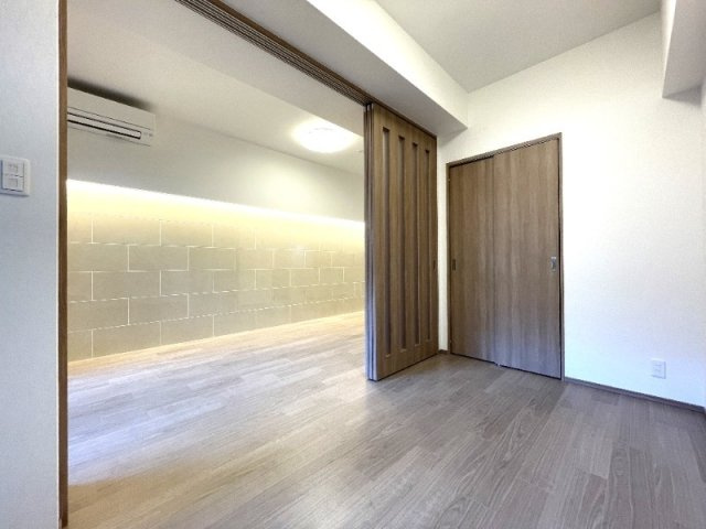 階数によりカラーが変わります