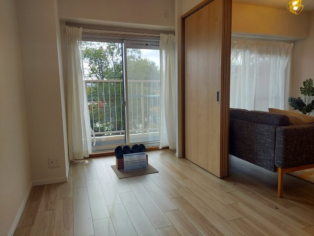 宝塚小浜コーポラスの洋室|洋室約5.2帖