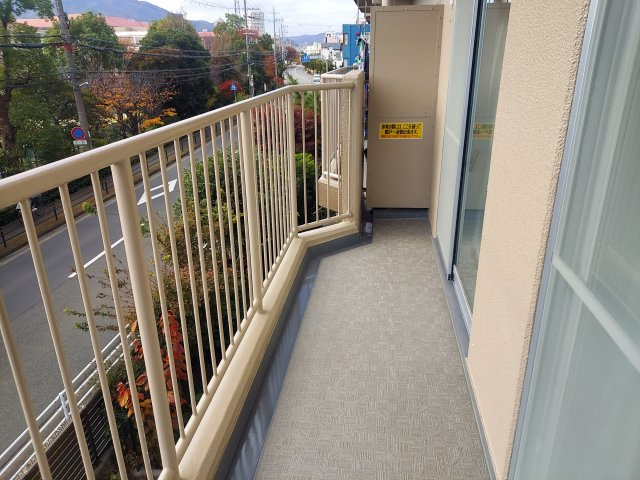 宝塚小浜コーポラスのバルコニー