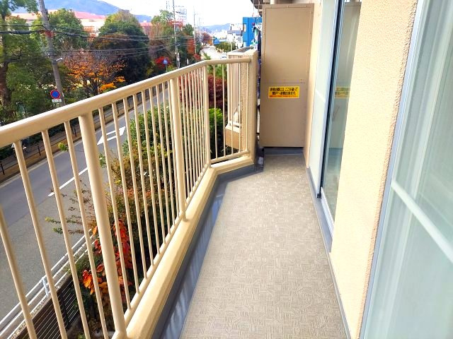 宝塚小浜コーポラスのバルコニー