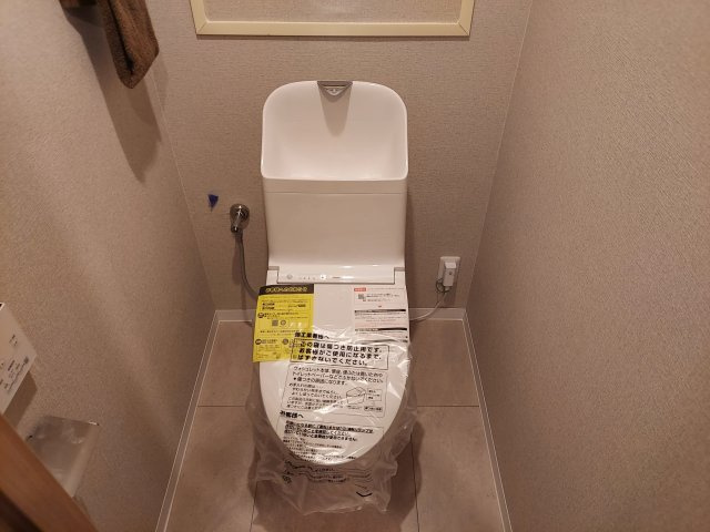 宝塚小浜コーポラスのトイレ|温水洗浄便座付き