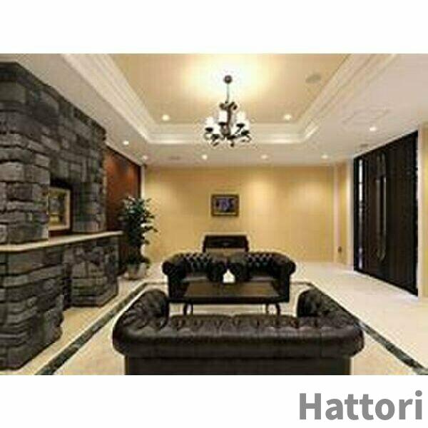 大阪市淀川区西中島３丁目の賃貸マンションのロビー